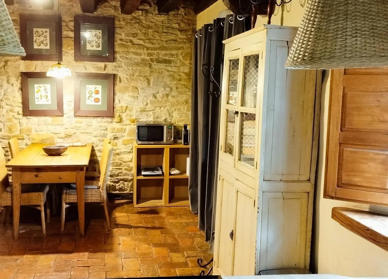 Appartement Casa Rural En El Parque Natural Del Gorbea, 2,3,4,5 Pax Murua